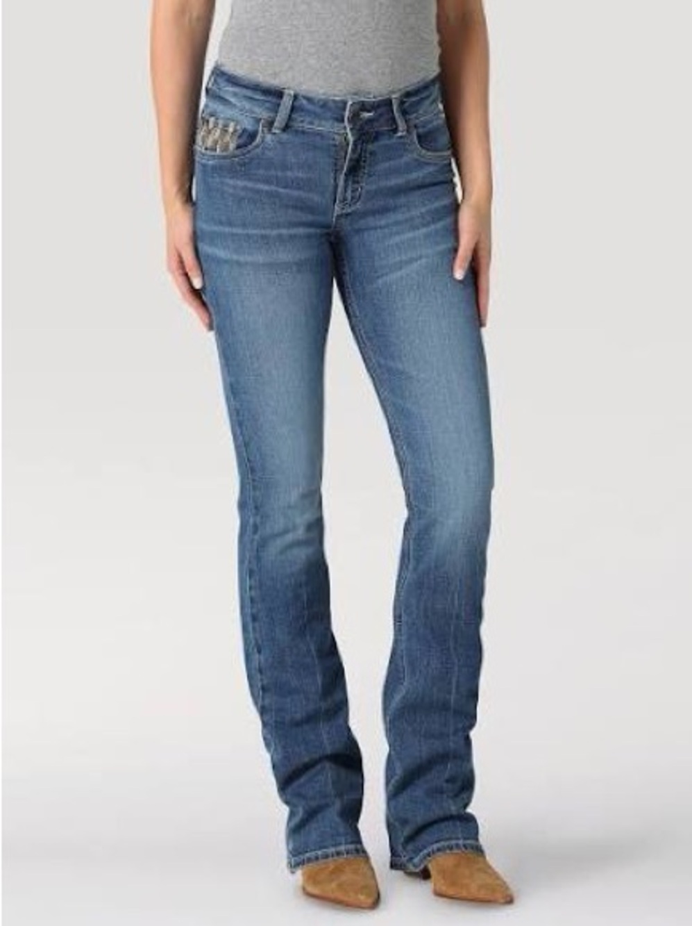 Women's Wrangler Retro® Mae Bootcut Jean in Faye 29x32 - Picture 2 of 10